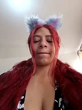 Lunatemptress4 online show from December 18, 1:48 pm