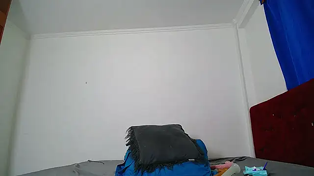 Gigi Scott  online show from February 25, 11:26 pm