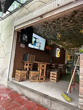 Lia  white online show from November 9, 9:30 pm