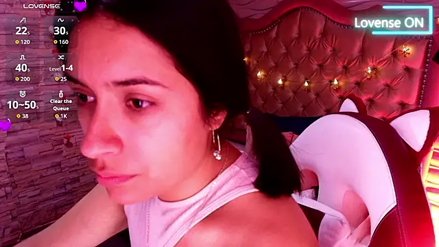 Roxanne Han online show from March 6, 12:00 pm