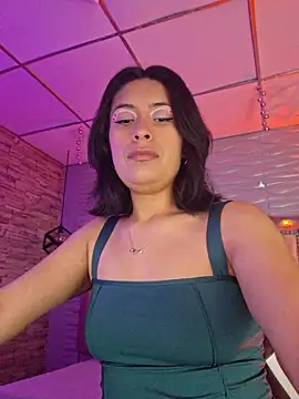 Roxanne Han online show from February 17, 11:51 am