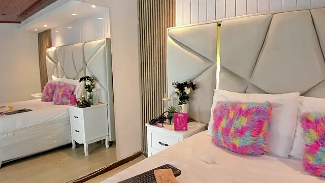 Snapshot of SweetKata_ chatting on January 31, 7:12 pm SweetKata online show from January 31, 7:12 pm