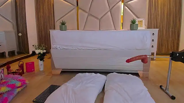 SweetKata  online show from March 20, 7:37 pm