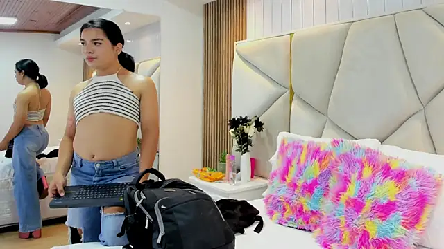 Snapshot of SweetKata_ chatting on December 2, 11:34 am SweetKata online show from December 2, 11:34 am