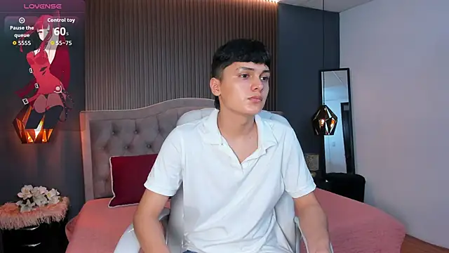 Snapshot of Maxii18_ chatting on November 5, 7:39 pm Maxii18 online show from November 5, 7:39 pm