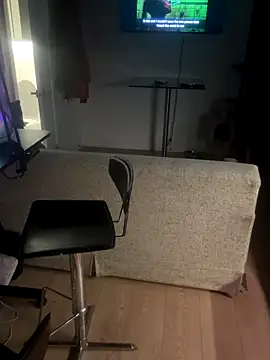 Snapshot of elliepixie chatting on November 5, 4:26 am elliepixie online show from November 5, 4:26 am