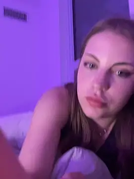 elliepixie online show from July 2, 4:40 am