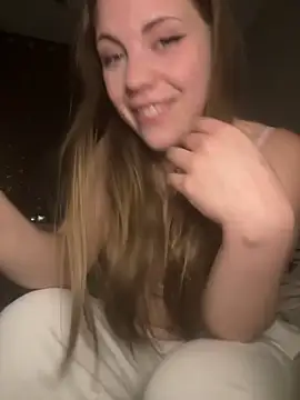 elliepixie online show from March 28, 2:56 am