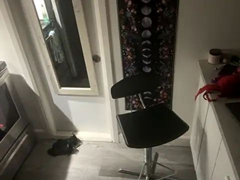 Snapshot of elliepixie chatting on October 25, 5:28 am elliepixie online show from October 25, 5:28 am