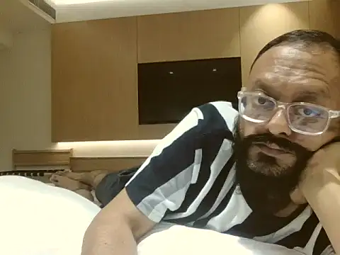 jimforsex1982 online show from November 10, 7:30 pm