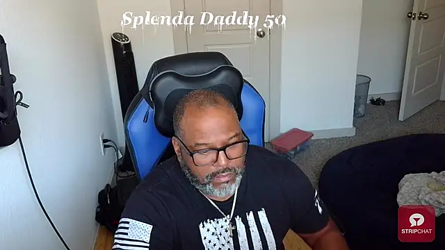 Snapshot of SplendaDaddy50 chatting on November 11, 5:08 pm SplendaDaddy50 online show from November 11, 5:08 pm