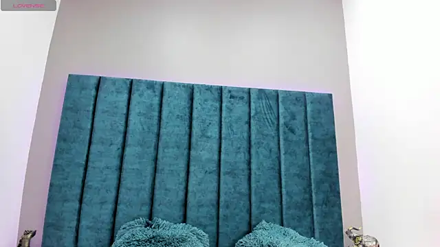 Snapshot of Videl_Star chatting on November 18, 11:35 am Videl Star online show from November 18, 11:35 am