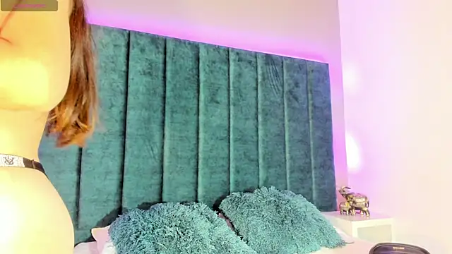 Snapshot of Videl_Star chatting on November 17, 12:42 pm Videl Star online show from November 17, 12:42 pm