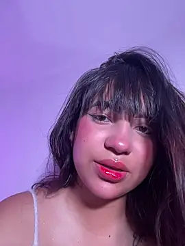 misschloe  online show from November 18, 3:04 pm