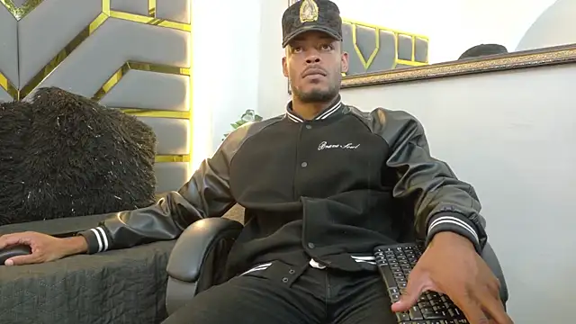 Snapshot of Neytanmalcon chatting on November 4, 9:07 pm Neytanmalcon online show from November 4, 9:07 pm