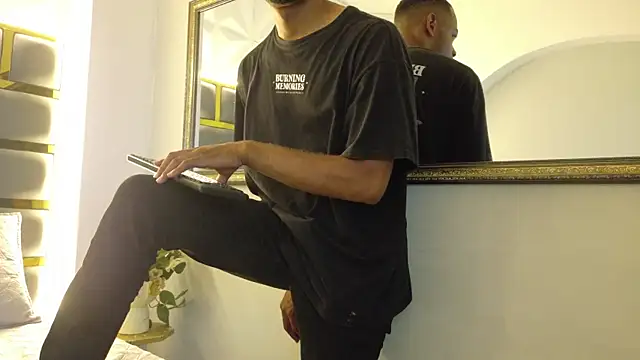 Snapshot of Neytanmalcon chatting on October 31, 8:38 pm Neytanmalcon online show from October 31, 8:38 pm