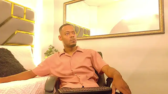 Snapshot of Neytanmalcon chatting on November 14, 8:34 pm Neytanmalcon online show from November 14, 8:34 pm