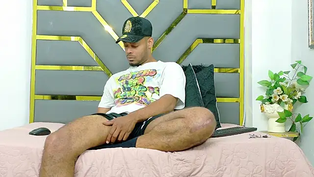 Snapshot of Neytanmalcon chatting on November 28, 9:04 pm Neytanmalcon online show from November 28, 9:04 pm