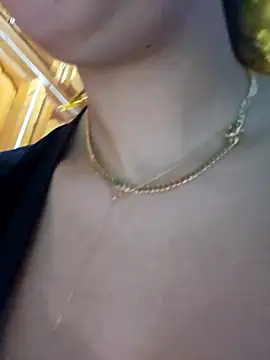 Sexy-girl online show from April 12, 11:35 am