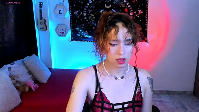 Snapshot of AdelineEsposito chatting on November 13, 4:22 pm AdelineEsposito online show from November 13, 4:22 pm