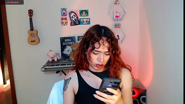 AdelineEsposito online show from March 24, 3:39 am