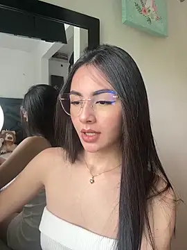 IslaCole online show from October 30, 7:33 pm