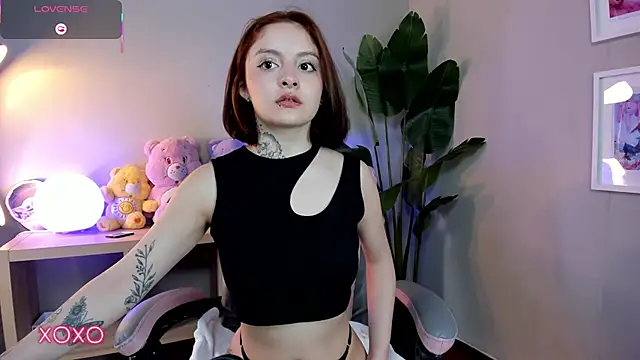 lexirouge   online show from November 8, 12:31 pm