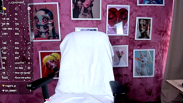 lexirouge   online show from December 13, 8:04 pm