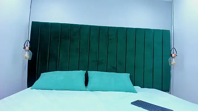 Snapshot of Melody_Horney chatting on December 1, 8:42 pm Melody Horney online show from December 1, 8:42 pm