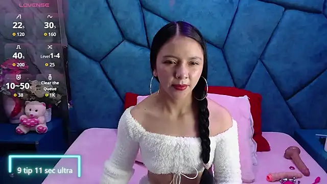 Snapshot of JulietaDiamond chatting on February 27, 3:07 am JulietaDiamond online show from February 27, 3:07 am