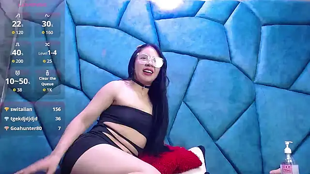 JulietaDiamond online show from March 27, 8:26 am