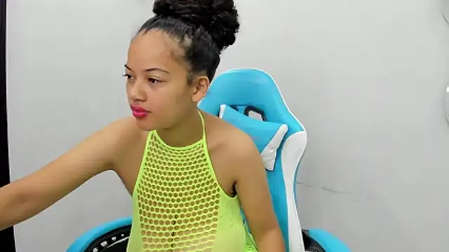 agata18  online show from November 14, 12:31 pm