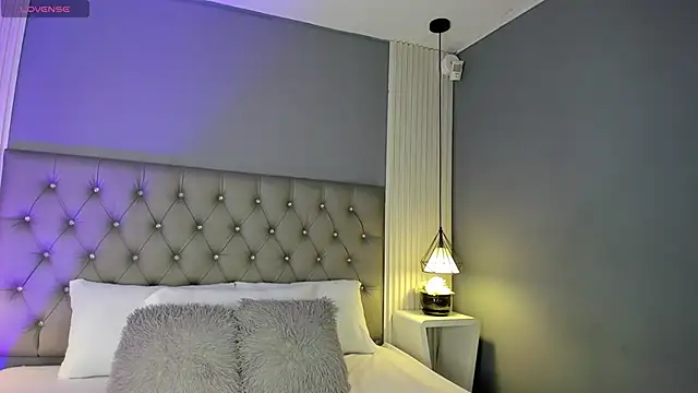 Anasha21 online show from April 11, 4:09 am