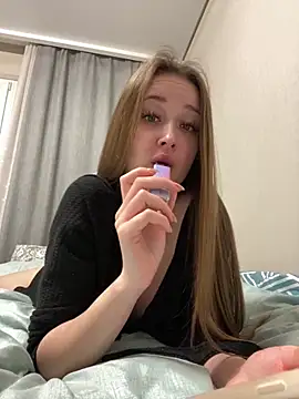 Angel hotyy online show from February 8, 7:44 pm