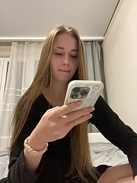 Snapshot of Angel_hotyy chatting on October 30, 8:06 pm Angel hotyy online show from October 30, 8:06 pm