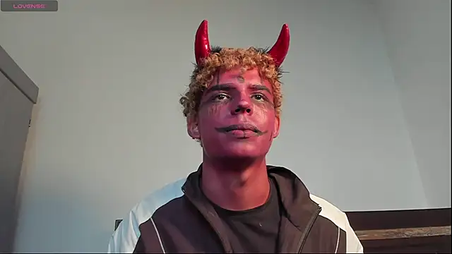 Daark Eros online show from October 29, 9:47 pm