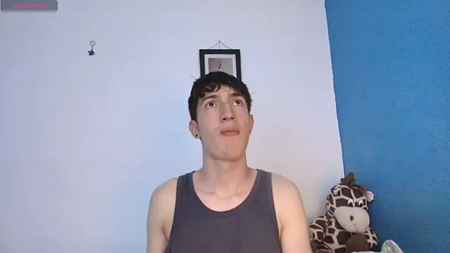 Erick Taylor3 online show from August 8, 8:16 pm