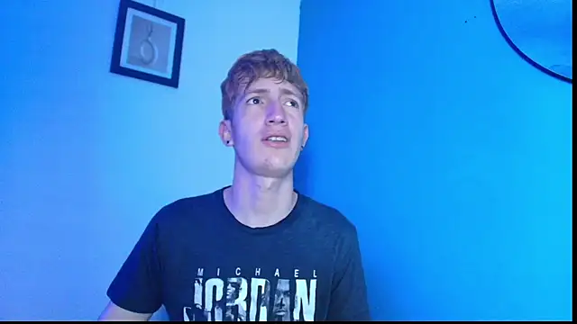 Erick Taylor3 online show from March 29, 8:32 pm