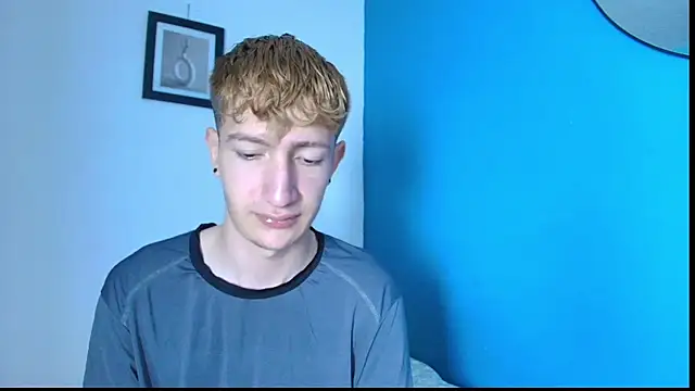 Erick Taylor3 online show from April 17, 7:06 pm