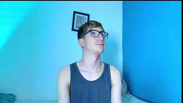 Erick Taylor3 online show from March 3, 9:22 pm