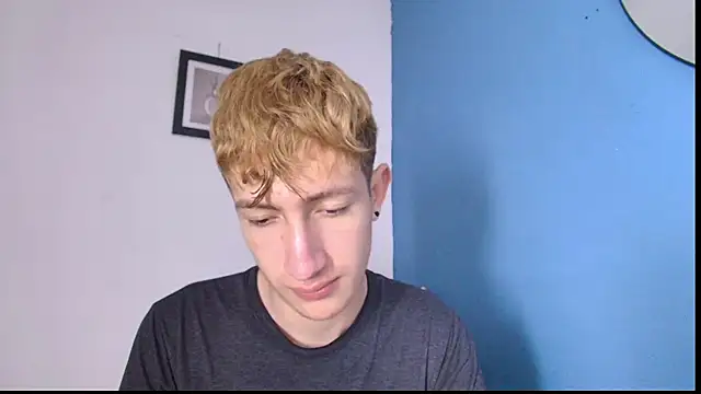 Erick Taylor3 online show from April 23, 7:37 pm