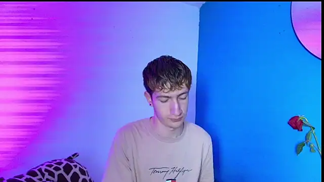 Erick Taylor3 online show from February 15, 9:14 pm