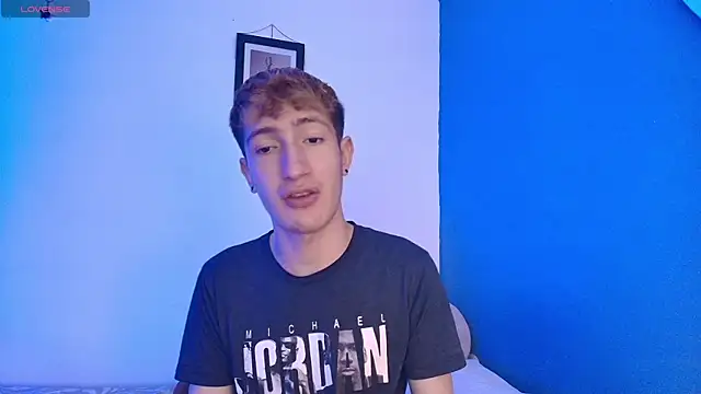 Erick Taylor3 online show from May 15, 8:29 pm