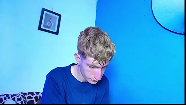 Erick Taylor3 online show from March 26, 9:24 pm