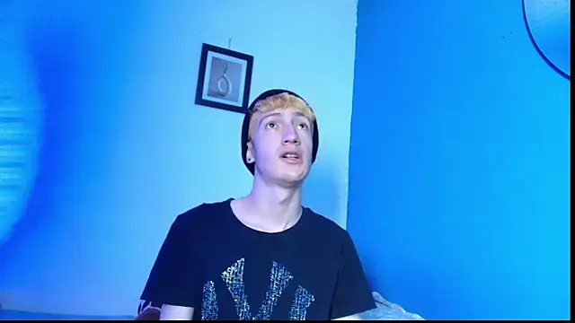 Erick Taylor3 online show from March 20, 8:54 pm