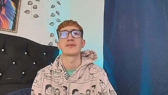 Snapshot of Erick_Taylor3 chatting on December 2, 5:47 pm Erick Taylor3 online show from December 2, 5:47 pm