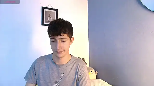 Erick Taylor3 online show from August 5, 8:14 pm