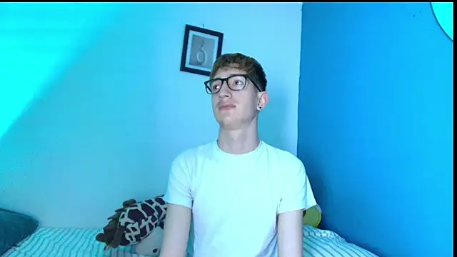 Erick Taylor3 online show from February 25, 8:52 pm