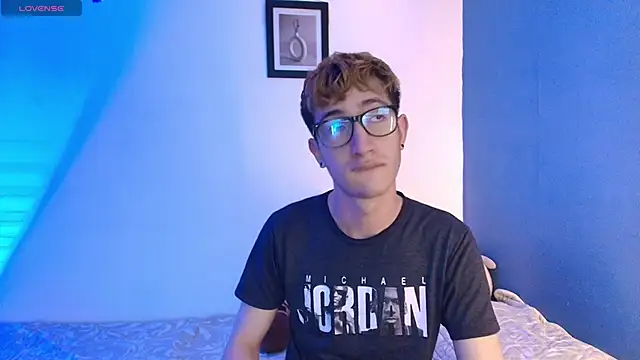 Erick Taylor3 online show from June 6, 7:30 pm