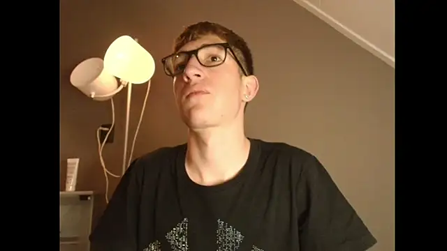 Erick Taylor3 online show from December 18, 8:12 pm